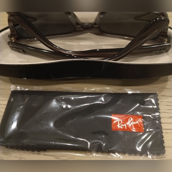 Rayban Mr. Burbank Sunglasses - Picture 6 of 13